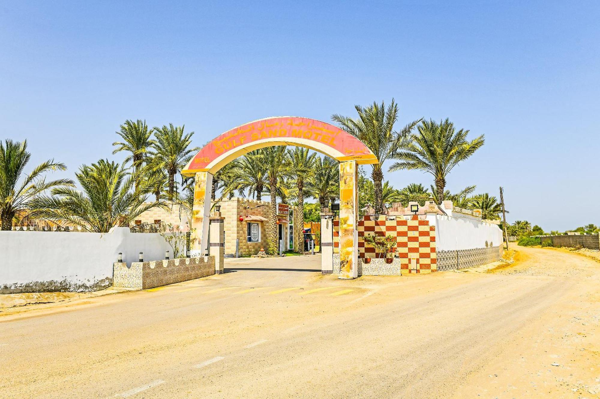 Oyo 138 Gulf Sand Motel بركة المظهر الخارجي الصورة