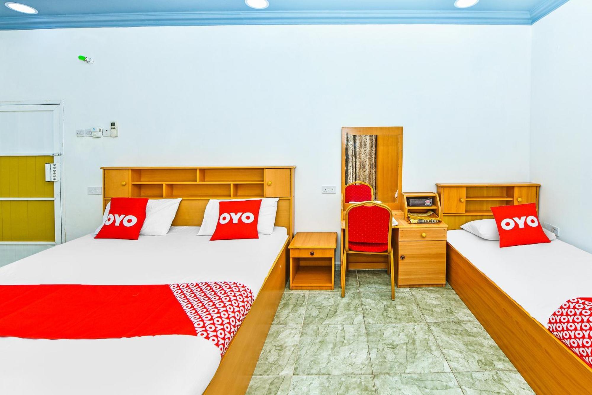 Oyo 138 Gulf Sand Motel بركة المظهر الخارجي الصورة